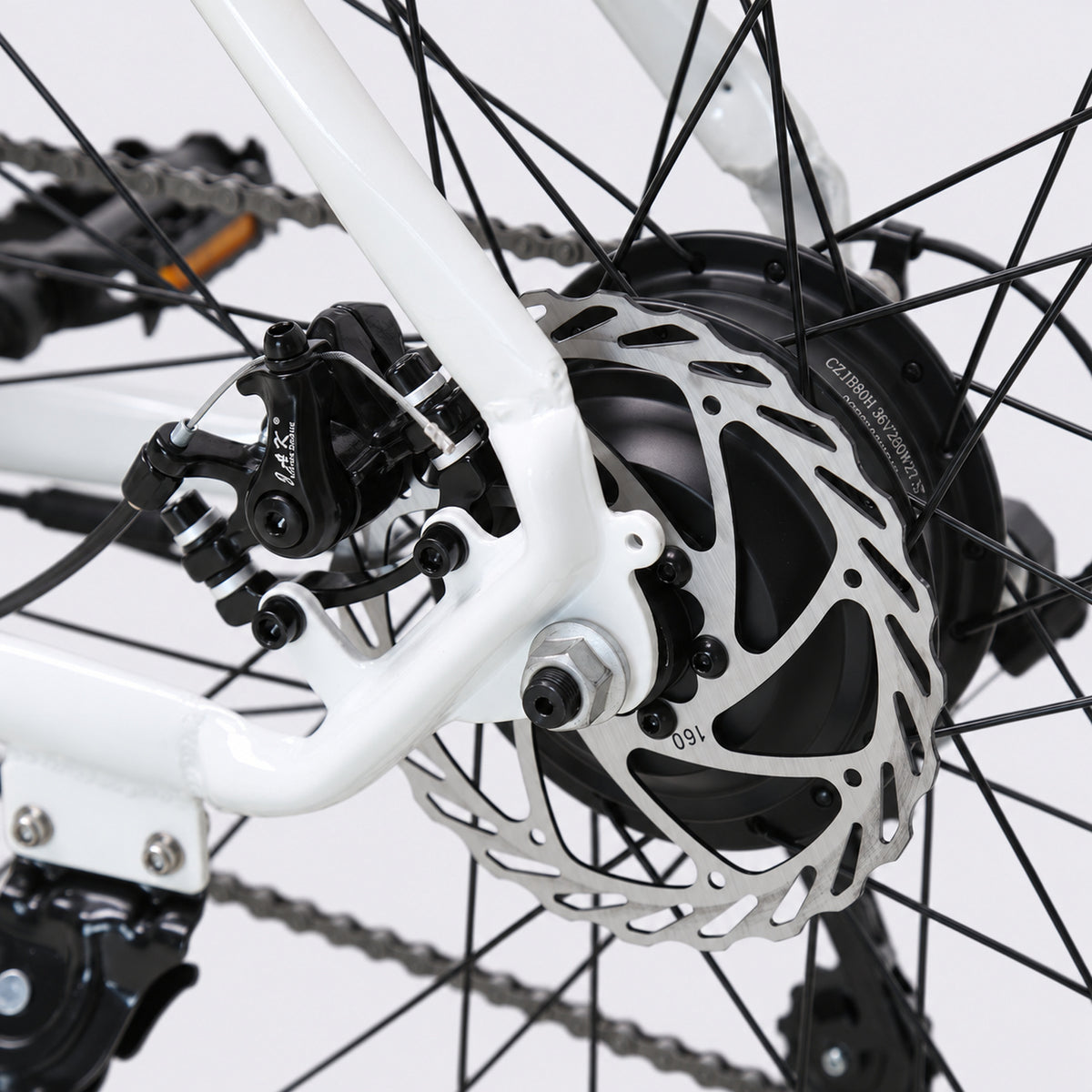 White TXED Trail electric bike - disc brake